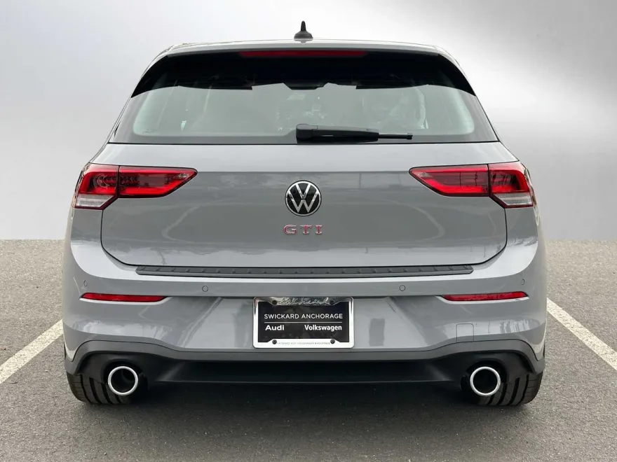 2025 Volkswagen Golf GTI Autobahn photo 1