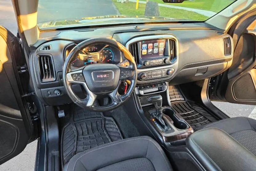 2018 Gmc Canyon SLE photo 1