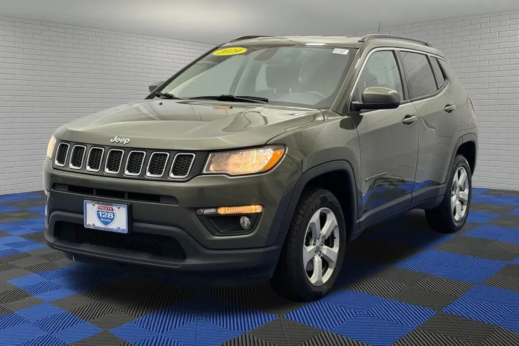 2019 Jeep Compass Latitude photo 1