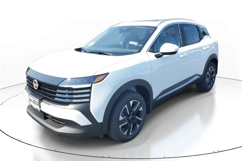 2025 Nissan Kicks SV photo 1