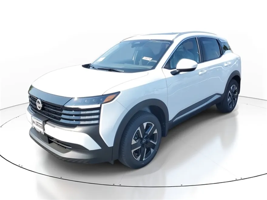 2025 Nissan Kicks SV photo 1