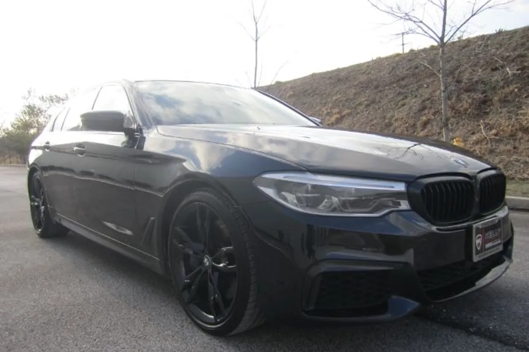 2019 Bmw M550i photo 1