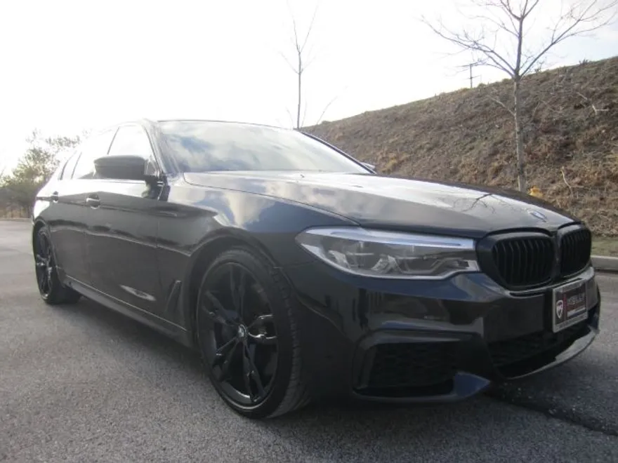 2019 Bmw M550i photo 1
