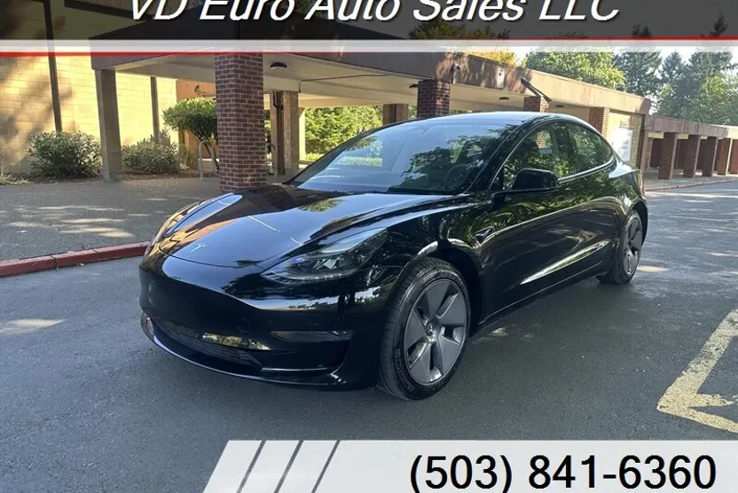 2023 Tesla Model 3 photo 1