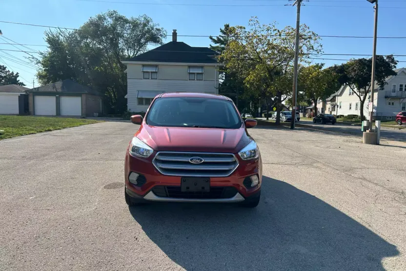 2019 Ford Escape SE photo 1