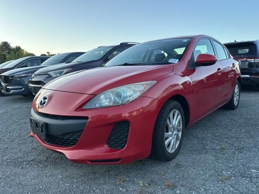 2013 Mazda Mazda3 Touring photo 1