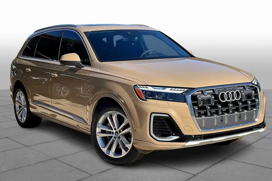 2025 Audi Q7 55 Prestige photo 1