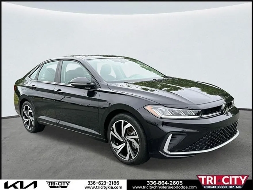 2025 Volkswagen Jetta 1.5T SEL photo 1