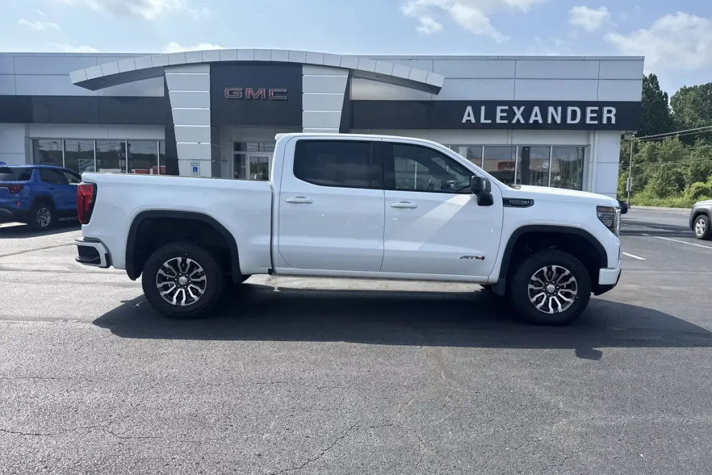 2023 Gmc Sierra 1500 AT4 photo 1