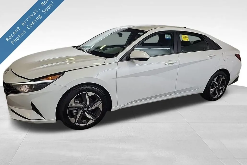 2023 Hyundai Elantra SEL Convenience photo 1