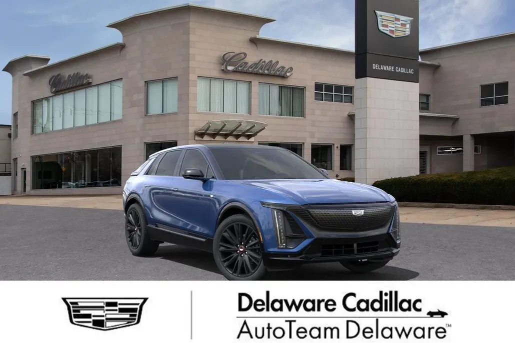 2025 Cadillac Lyriq Sport photo 1