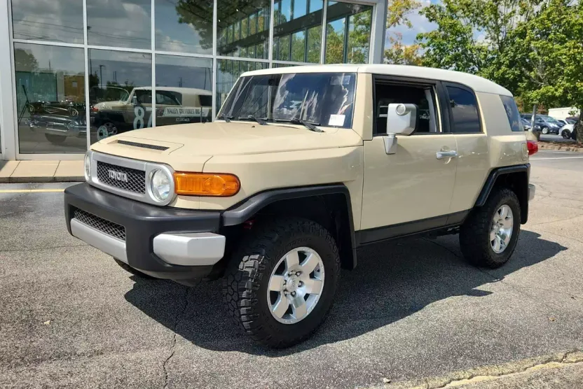 2008 Toyota FJ Cruiser Base photo 1