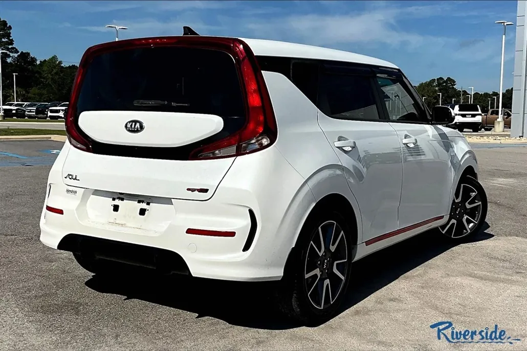 2020 Kia Soul GT-Line photo 1