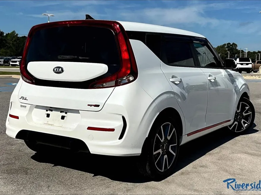 2020 Kia Soul GT-Line photo 1