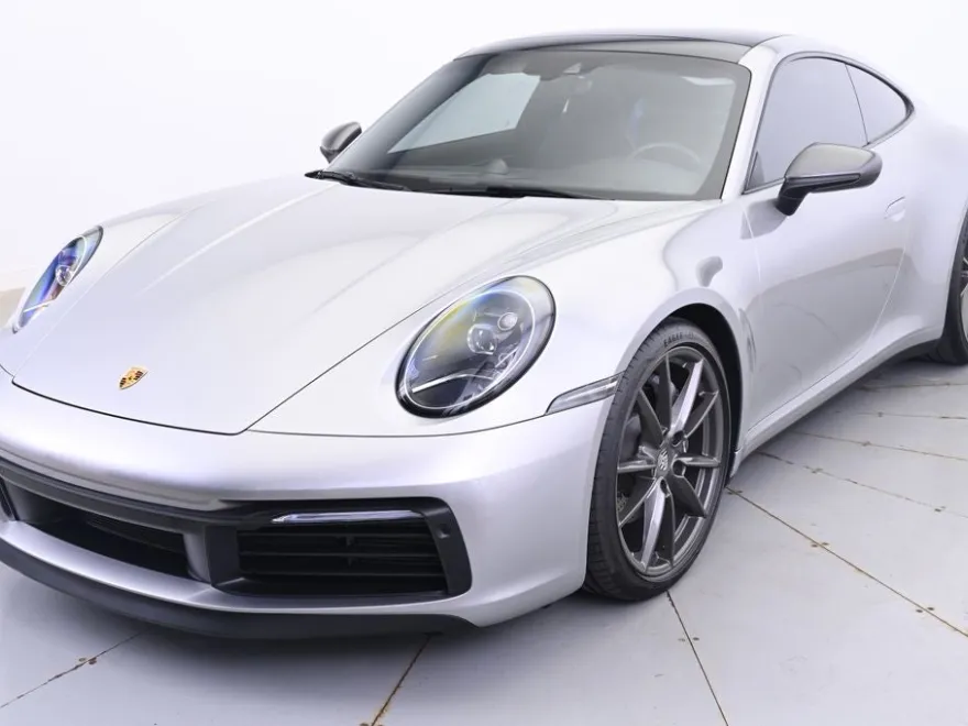 2024 Porsche 911 T photo 1