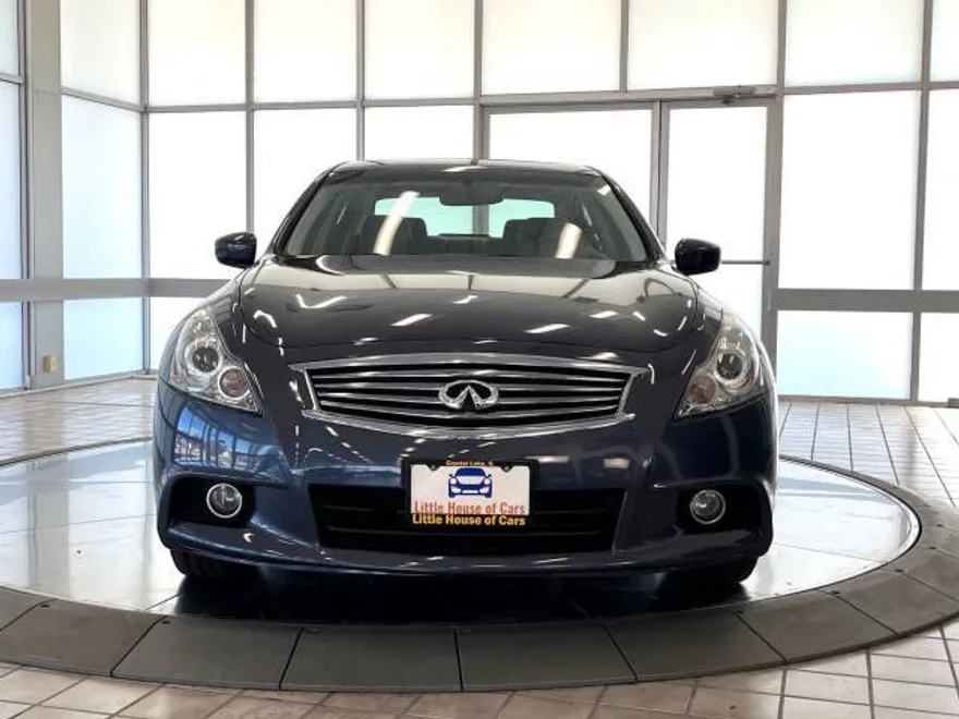 2011 Infiniti G37 x Sport photo 1
