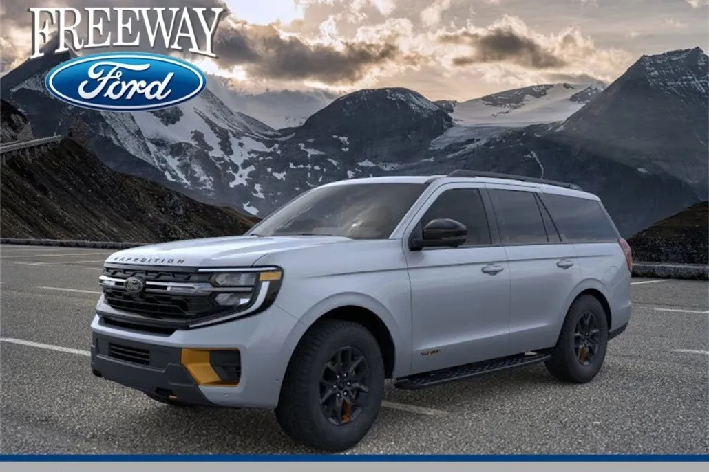 2025 Ford Expedition photo 1