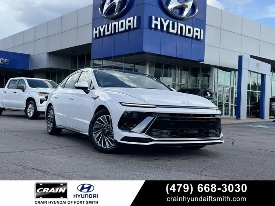 2025 Hyundai Sonata Hybrid Limited photo 1