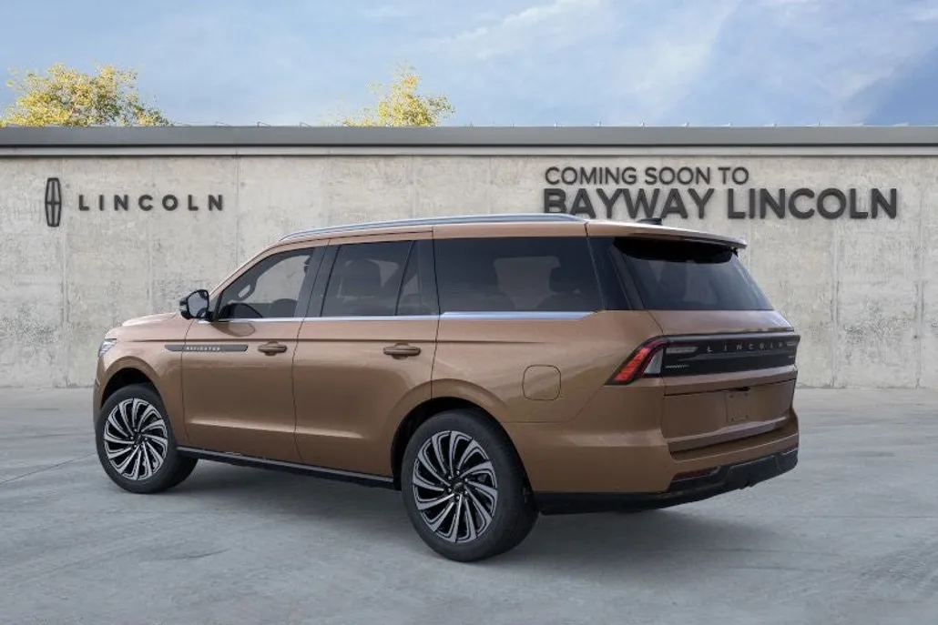 2025 Lincoln Navigator Black Label photo 1