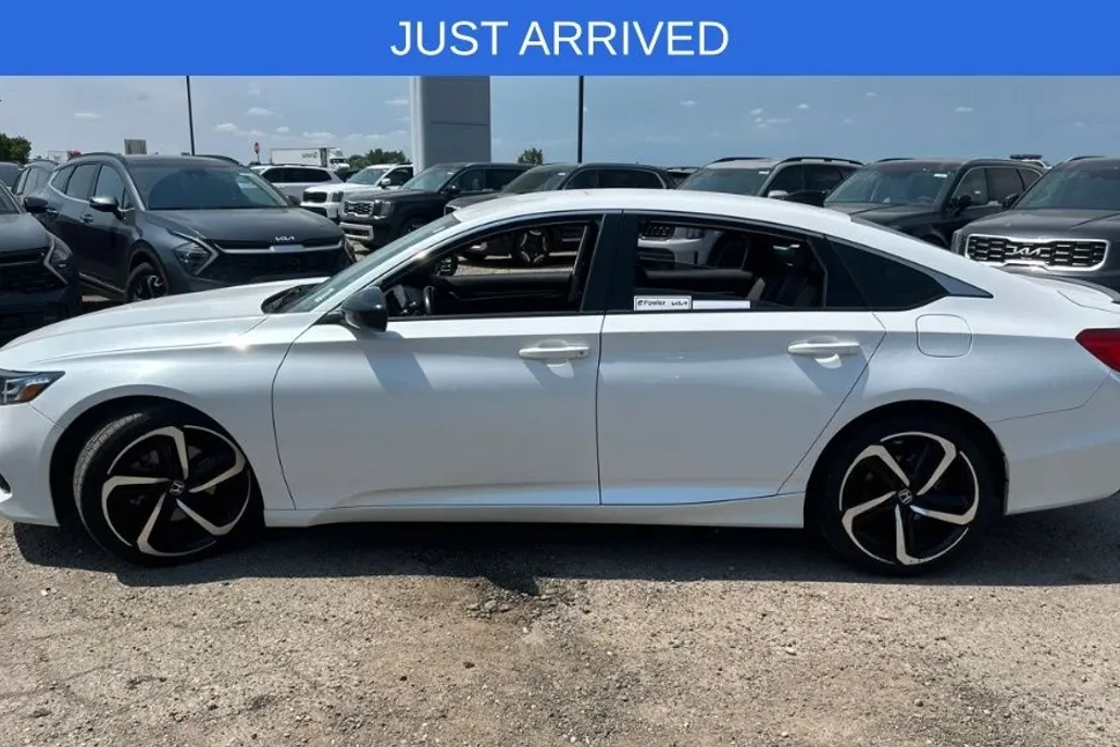 2022 Honda Accord Sport 1.5T photo 1