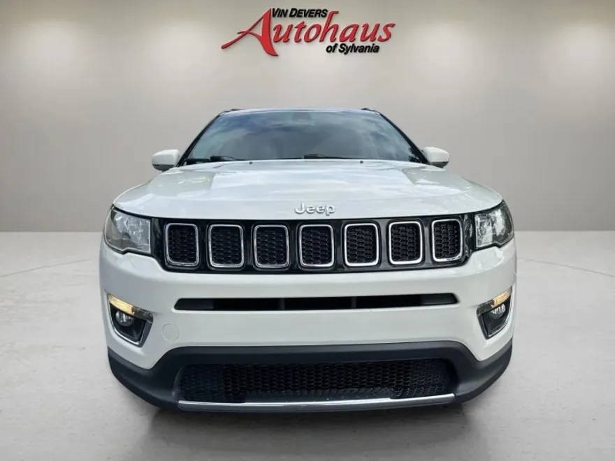 2020 Jeep Compass Limited photo 1