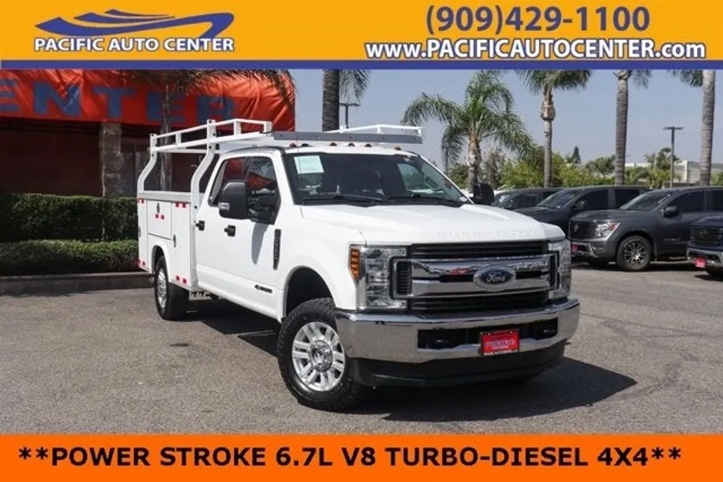 2018 Ford F-350 photo 1