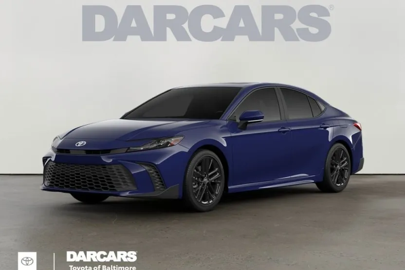 2025 Toyota Camry SE photo 1