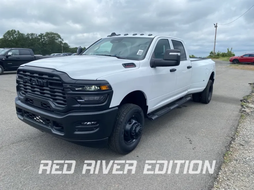 2025 Ram 3500 Tradesman photo 1