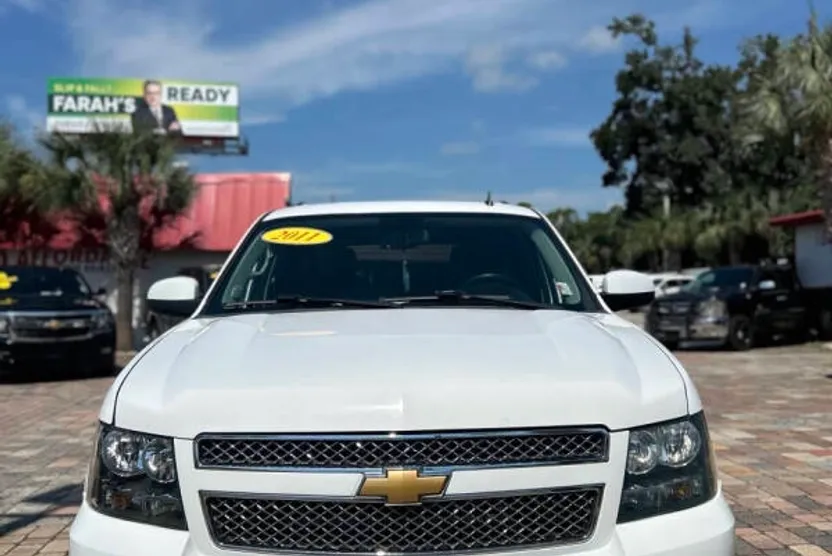 2011 Chevrolet Tahoe LT photo 1