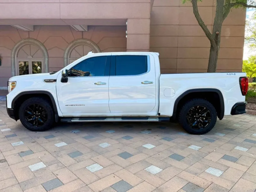 2021 Gmc Sierra 1500 SLT photo 1