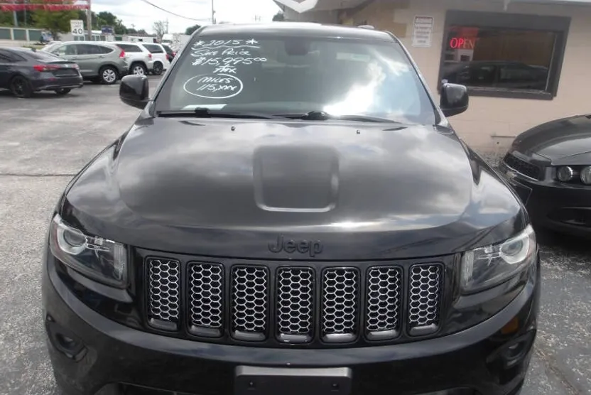 2015 Jeep Grand Cherokee Laredo photo 1