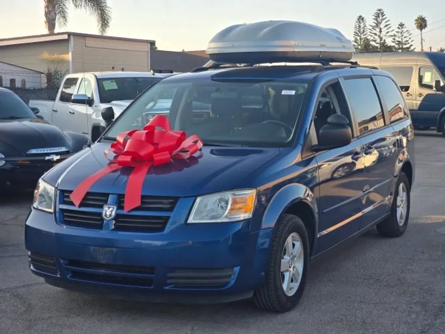 2010 Dodge Grand Caravan Mainstreet photo 1