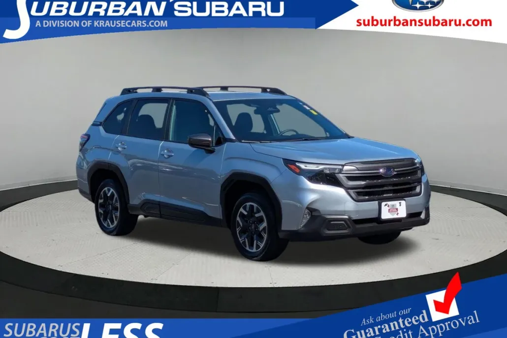 2025 Subaru Forester Premium photo 1