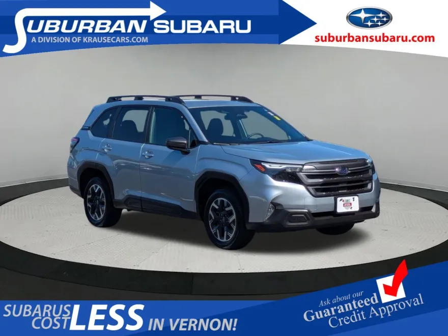 2025 Subaru Forester Premium photo 1