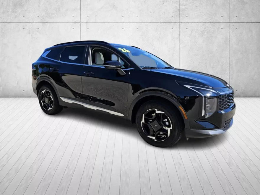 2026 Kia Sportage EX photo 1