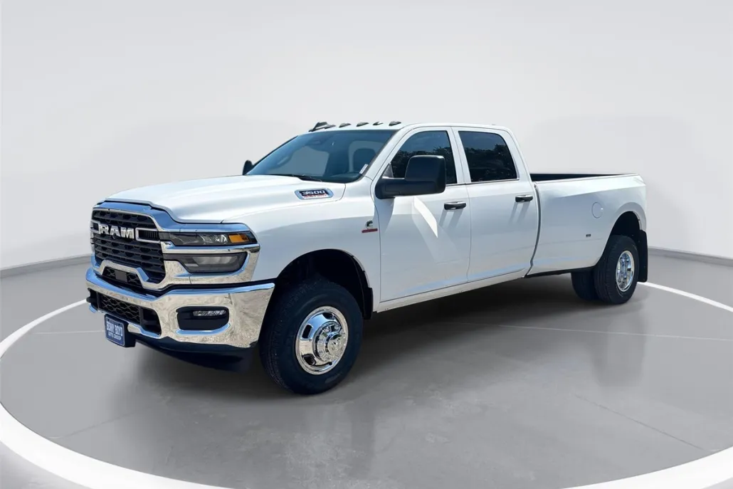 2026 Ram 3500 Tradesman photo 1