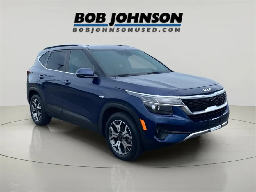2023 Kia Seltos EX photo 1
