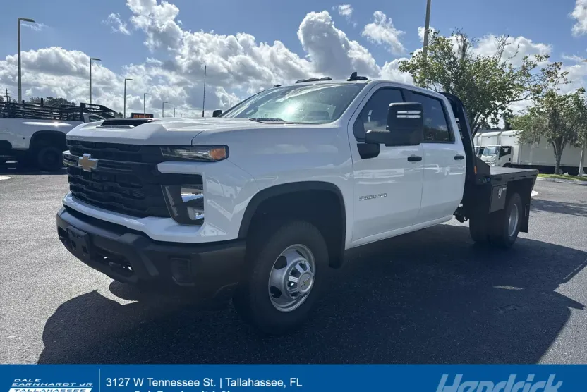 2024 Chevrolet Silverado 3500HD photo 1