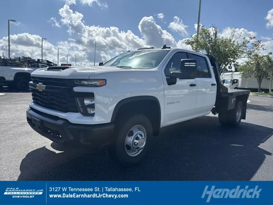 2024 Chevrolet Silverado 3500HD photo 1
