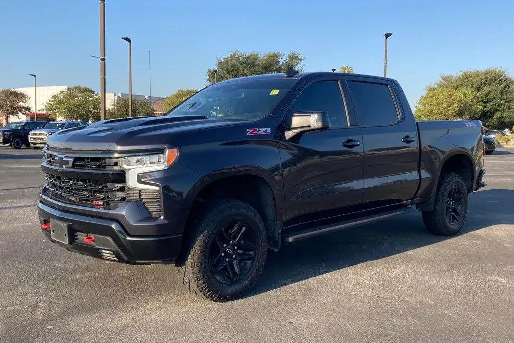 2022 Chevrolet Silverado 1500 LT Trail Boss photo 1