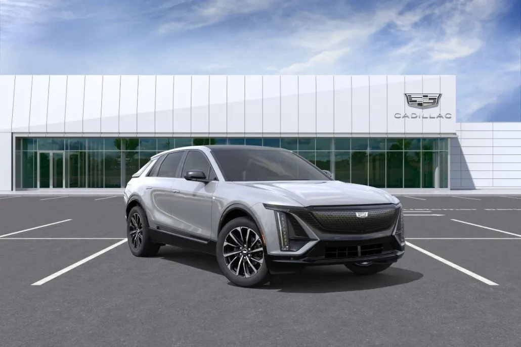 2025 Cadillac Lyriq Sport photo 1