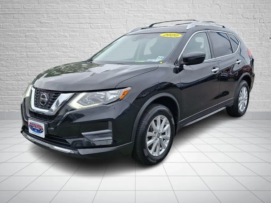 2020 Nissan Rogue SV photo 1