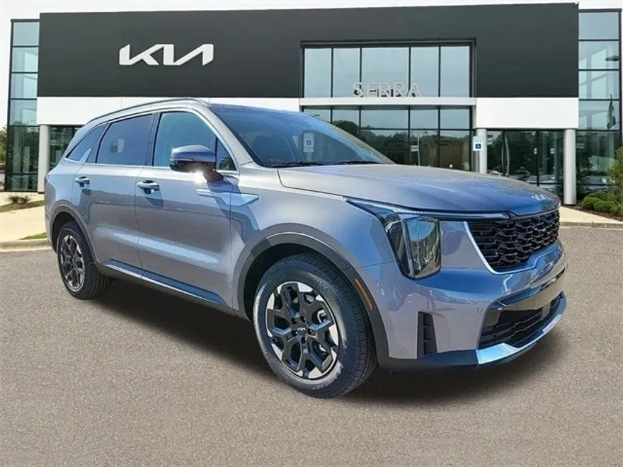 2025 Kia Sorento S photo 1