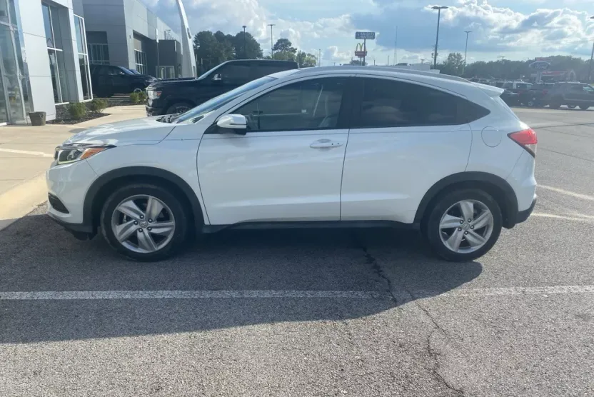 2019 Honda HR-V EX-L photo 1
