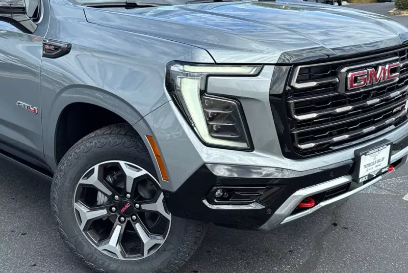 2026 Gmc Yukon AT4 Ultimate photo 1