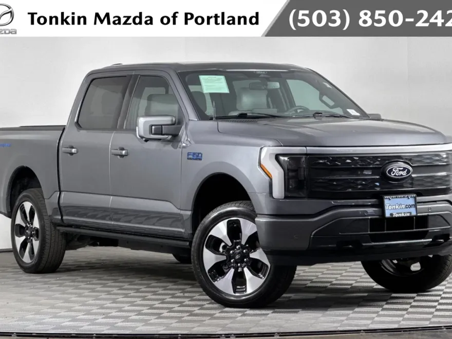 2024 Ford F-150 Lightning Platinum photo 1