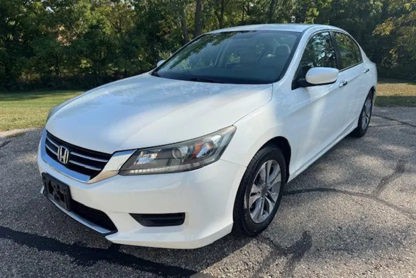 2014 Honda Accord LX photo 1