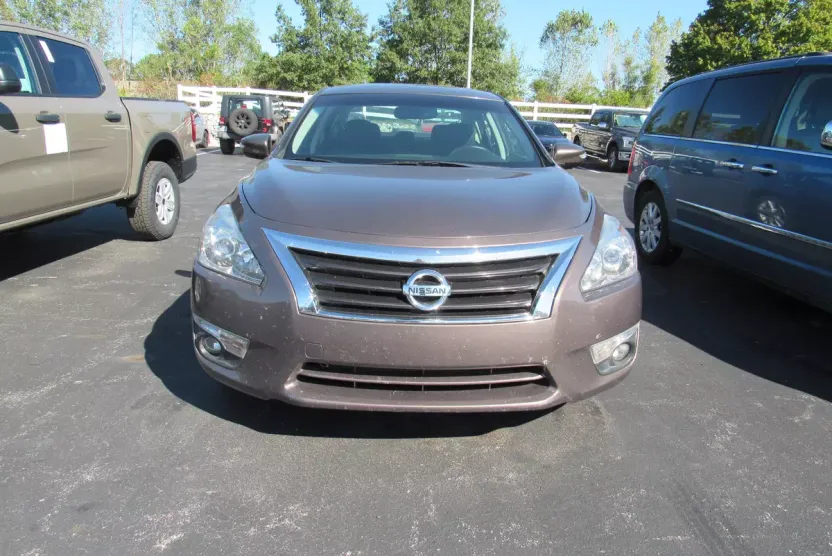 2014 Nissan Altima 2.5 SL photo 1