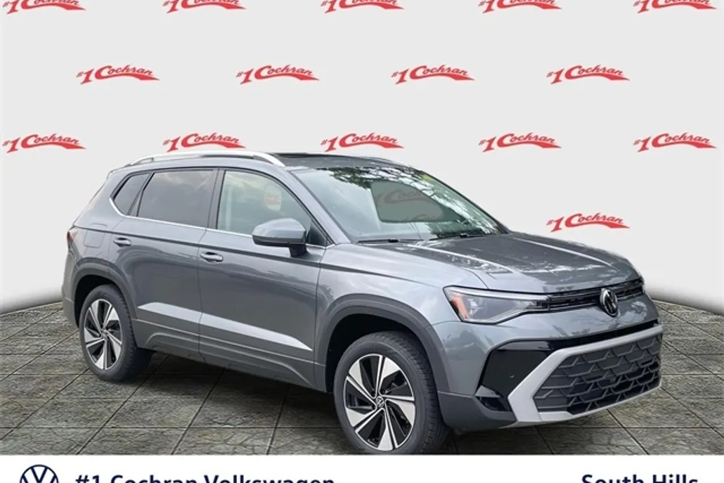 2025 Volkswagen Taos SE photo 1