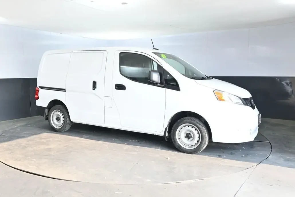 2021 Nissan NV200 S photo 1